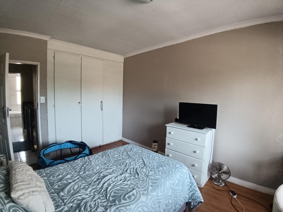 3 Bedroom Property for Sale in Clubview Gauteng