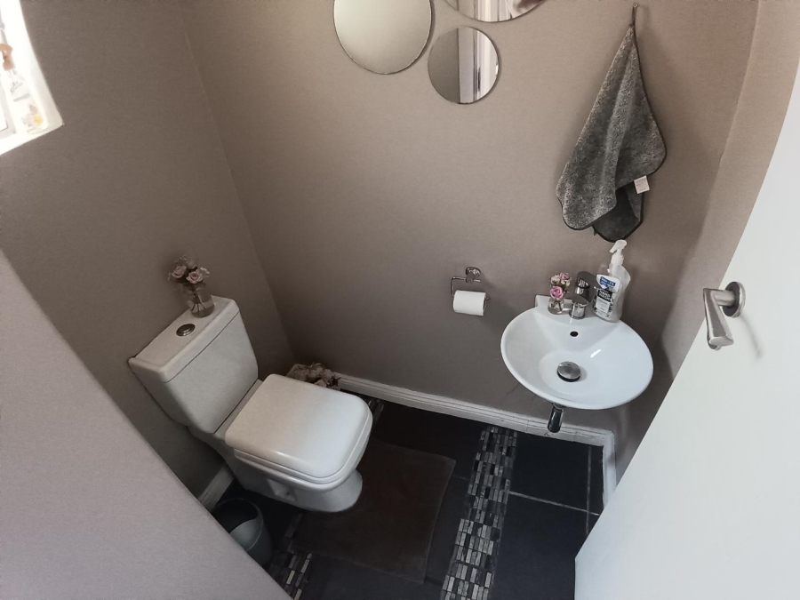 3 Bedroom Property for Sale in Clubview Gauteng