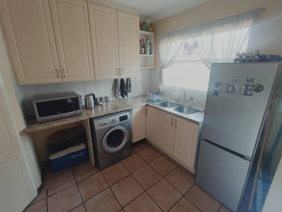 3 Bedroom Property for Sale in Hennopspark Gauteng