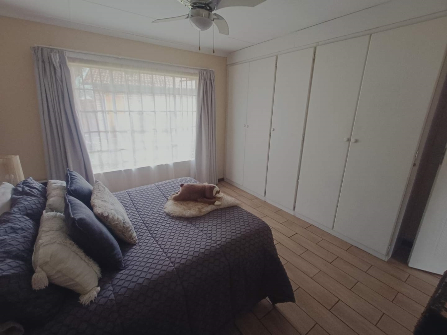 3 Bedroom Property for Sale in Hennopspark Gauteng