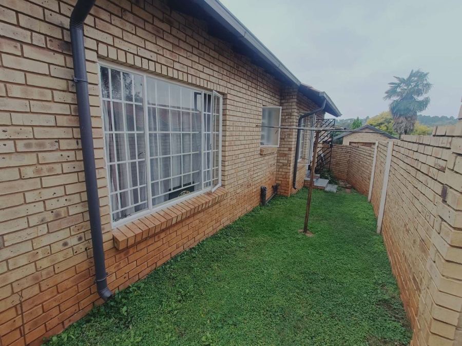 3 Bedroom Property for Sale in Hennopspark Gauteng