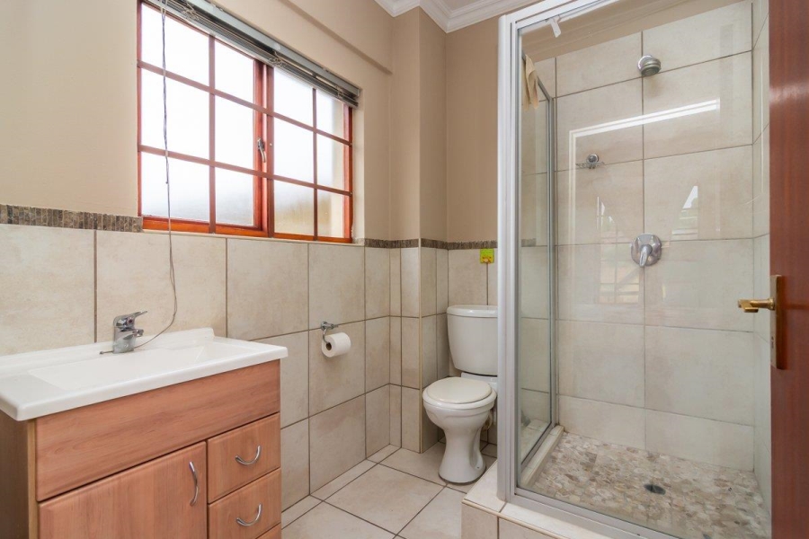 2 Bedroom Property for Sale in Willowbrook Gauteng