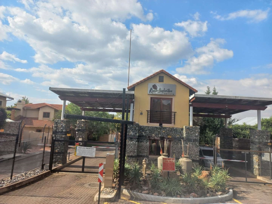2 Bedroom Property for Sale in Willowbrook Gauteng