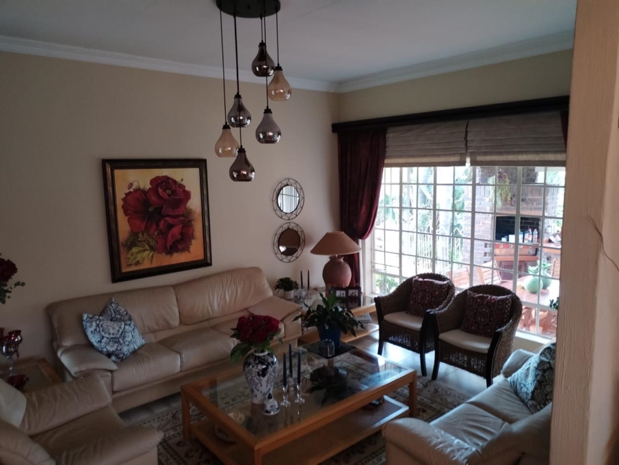 4 Bedroom Property for Sale in Ridgeway Gauteng