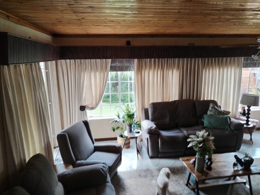 4 Bedroom Property for Sale in Ridgeway Gauteng