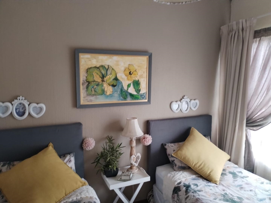 4 Bedroom Property for Sale in Ridgeway Gauteng