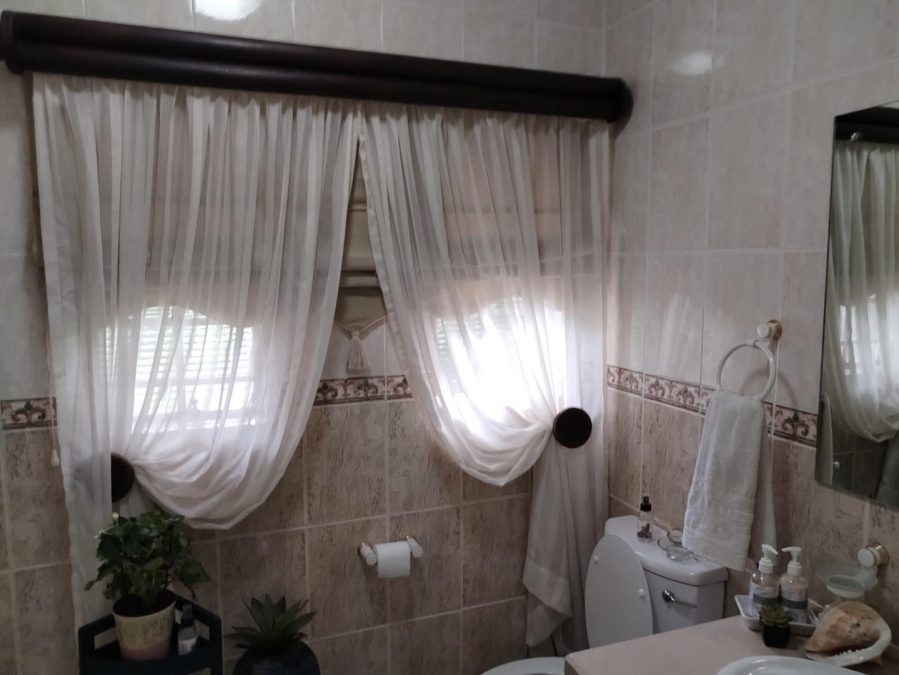 4 Bedroom Property for Sale in Ridgeway Gauteng