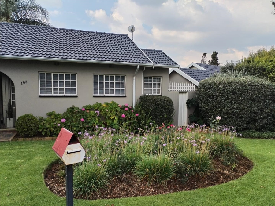 4 Bedroom Property for Sale in Ridgeway Gauteng