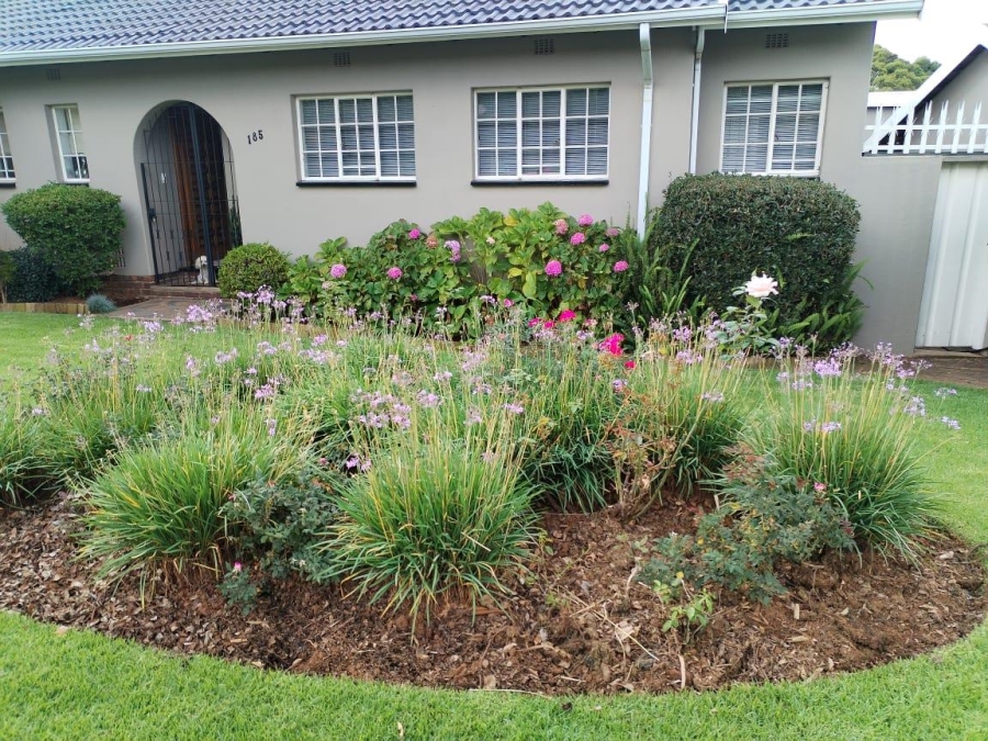 4 Bedroom Property for Sale in Ridgeway Gauteng