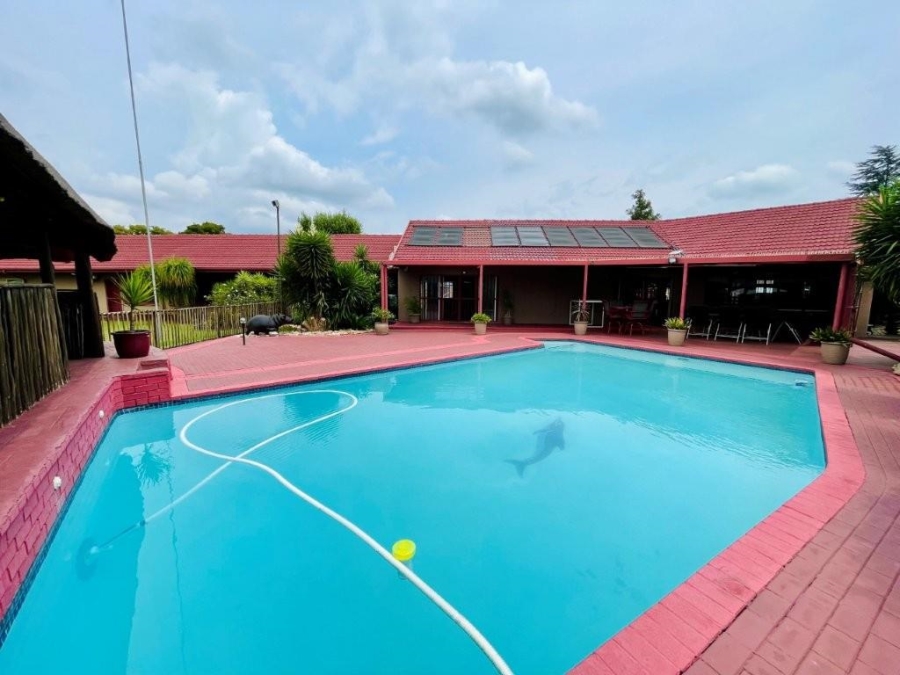 3 Bedroom Property for Sale in Brackenhurst Gauteng