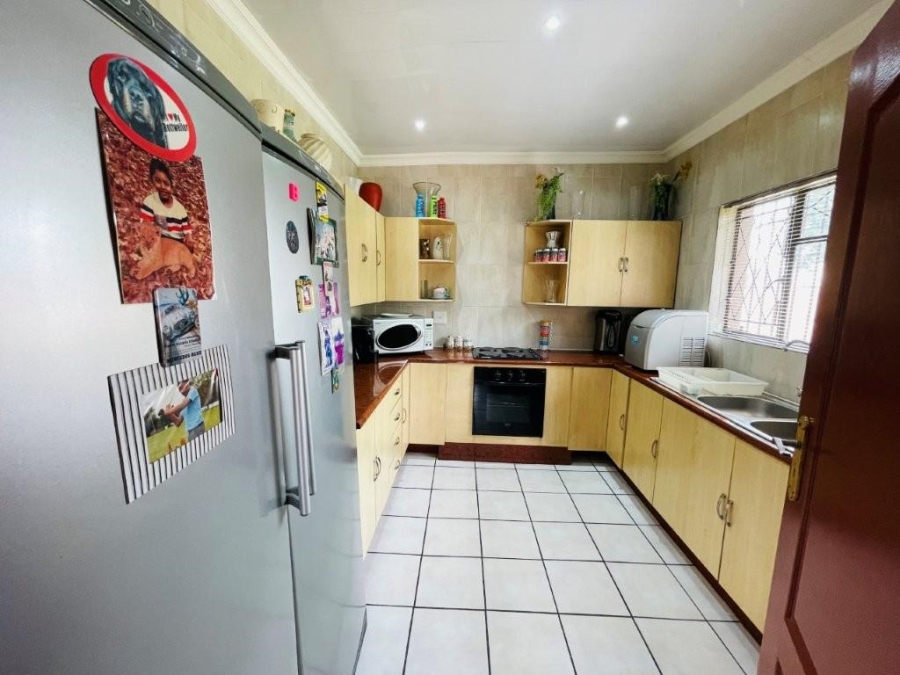 3 Bedroom Property for Sale in Brackenhurst Gauteng