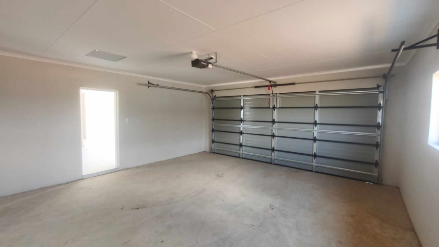 4 Bedroom Property for Sale in Windmill Park Gauteng