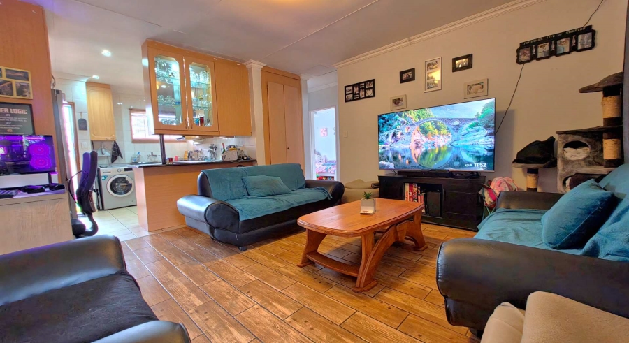 2 Bedroom Property for Sale in Meyersdal Gauteng