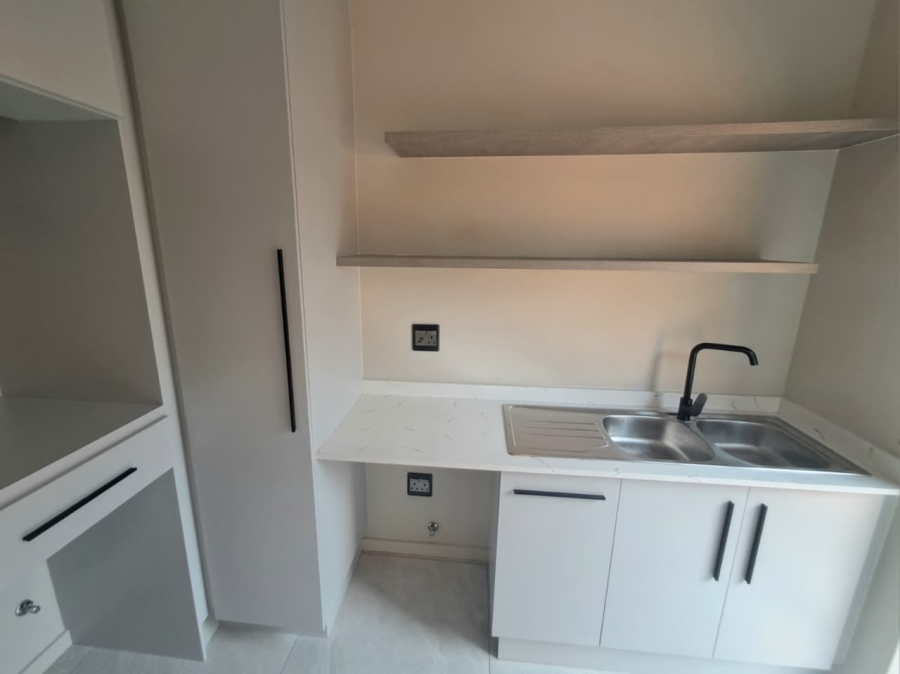 3 Bedroom Property for Sale in Brackenhurst Gauteng