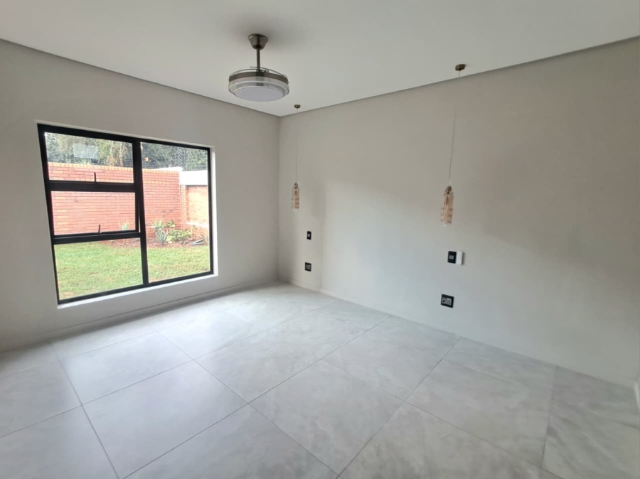 3 Bedroom Property for Sale in Brackenhurst Gauteng