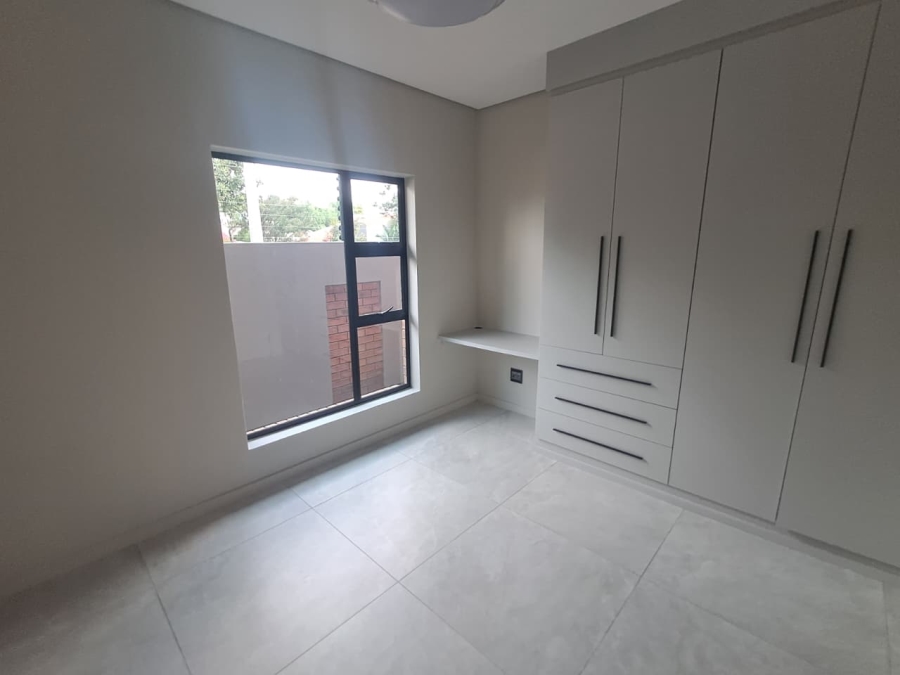 3 Bedroom Property for Sale in Brackenhurst Gauteng