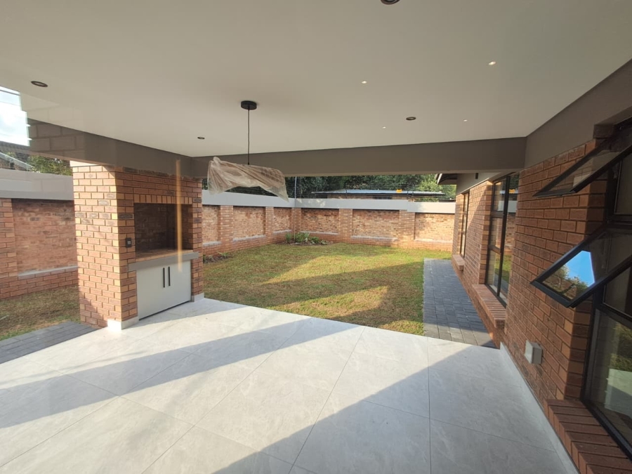 3 Bedroom Property for Sale in Brackenhurst Gauteng