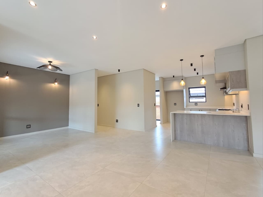 3 Bedroom Property for Sale in Brackenhurst Gauteng