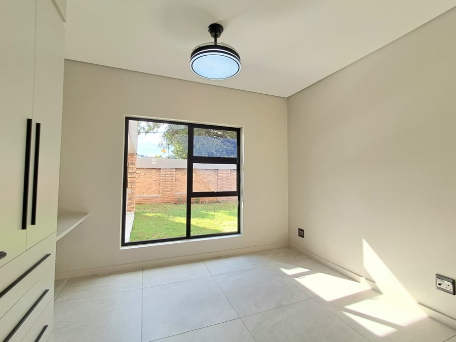 3 Bedroom Property for Sale in Brackenhurst Gauteng