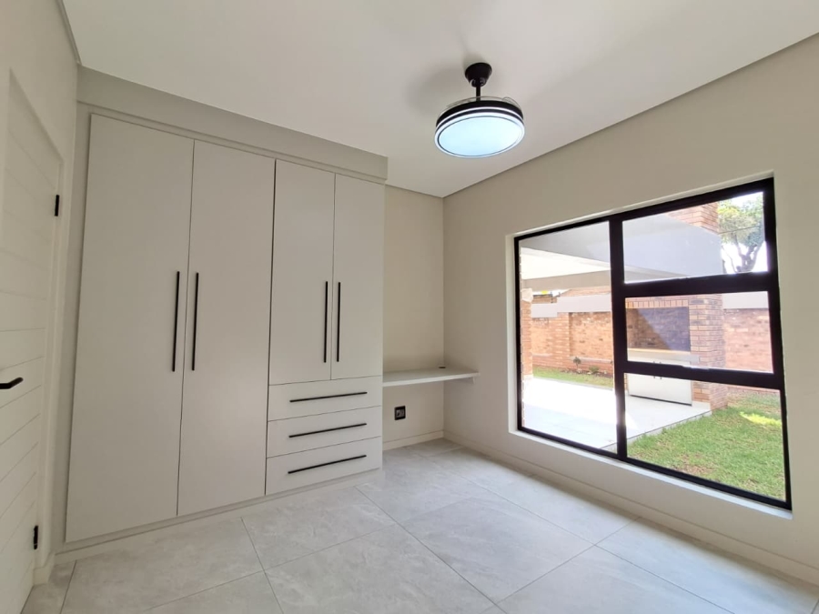 3 Bedroom Property for Sale in Brackenhurst Gauteng