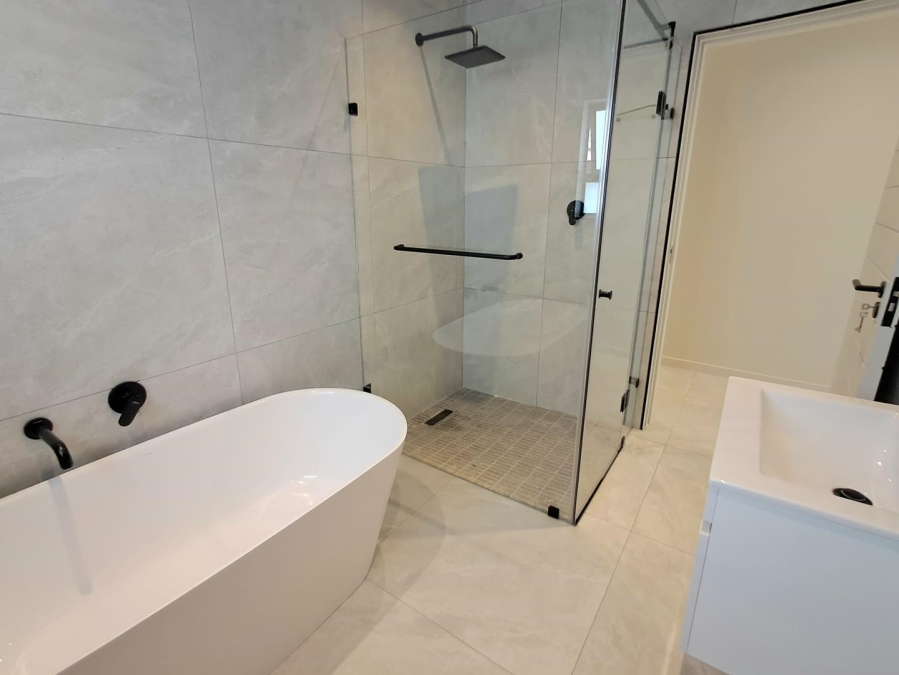 3 Bedroom Property for Sale in Brackenhurst Gauteng