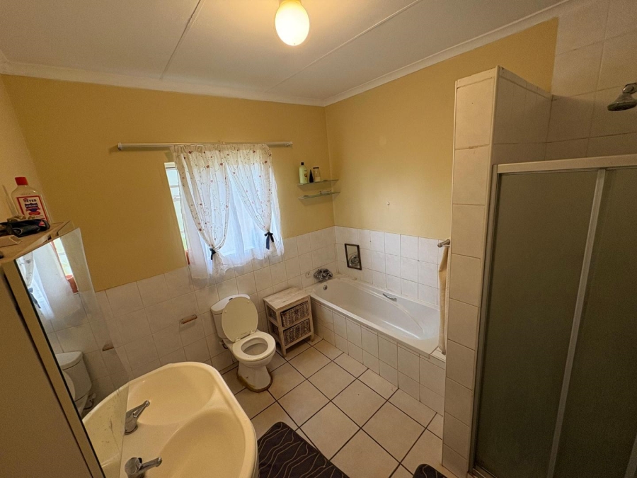 2 Bedroom Property for Sale in Henley on Klip Gauteng