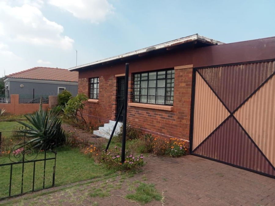 2 Bedroom Property for Sale in South Hills Gauteng