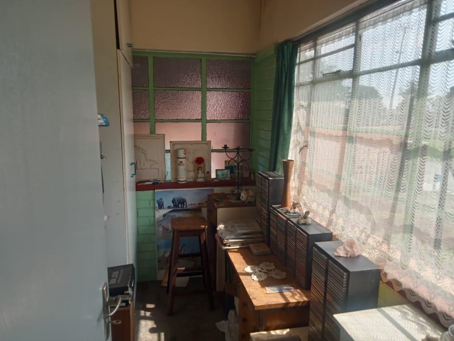 2 Bedroom Property for Sale in South Hills Gauteng