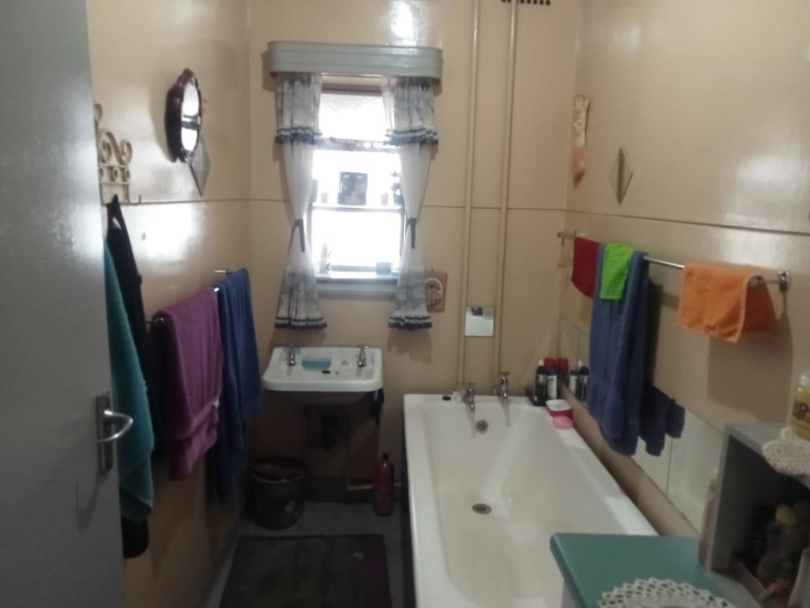 2 Bedroom Property for Sale in South Hills Gauteng