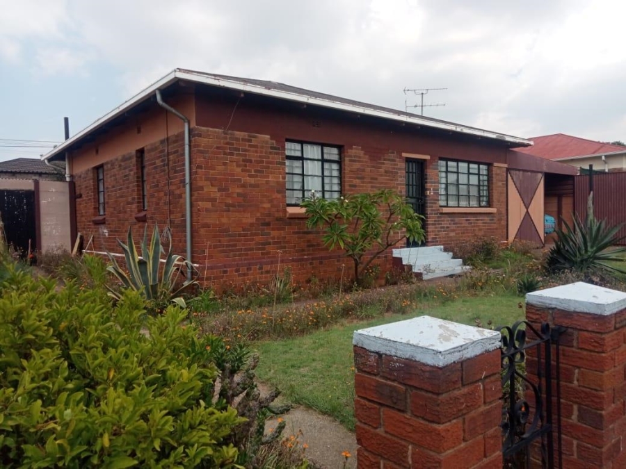 2 Bedroom Property for Sale in South Hills Gauteng