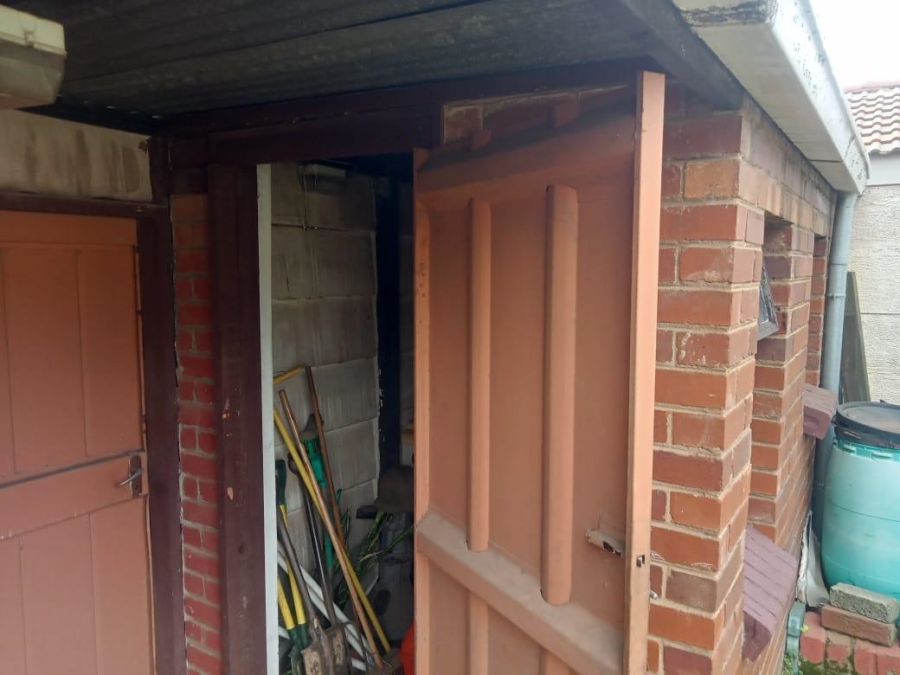 2 Bedroom Property for Sale in South Hills Gauteng