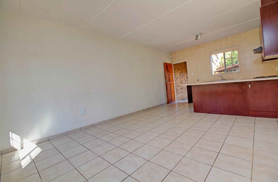 2 Bedroom Property for Sale in Strubensvallei Gauteng