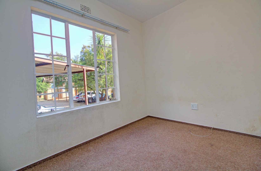 2 Bedroom Property for Sale in Strubensvallei Gauteng