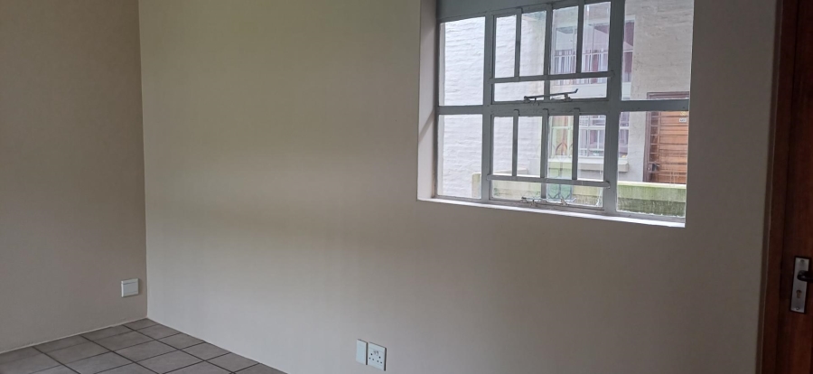 To Let 1 Bedroom Property for Rent in Houghton Estate Gauteng