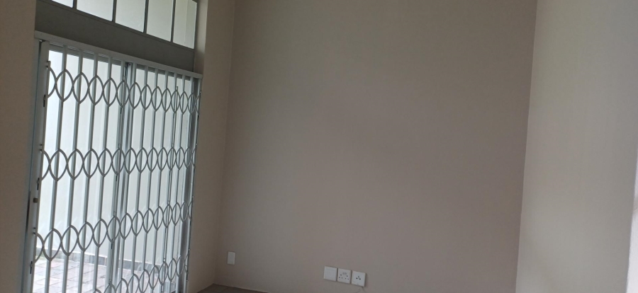 To Let 1 Bedroom Property for Rent in Houghton Estate Gauteng