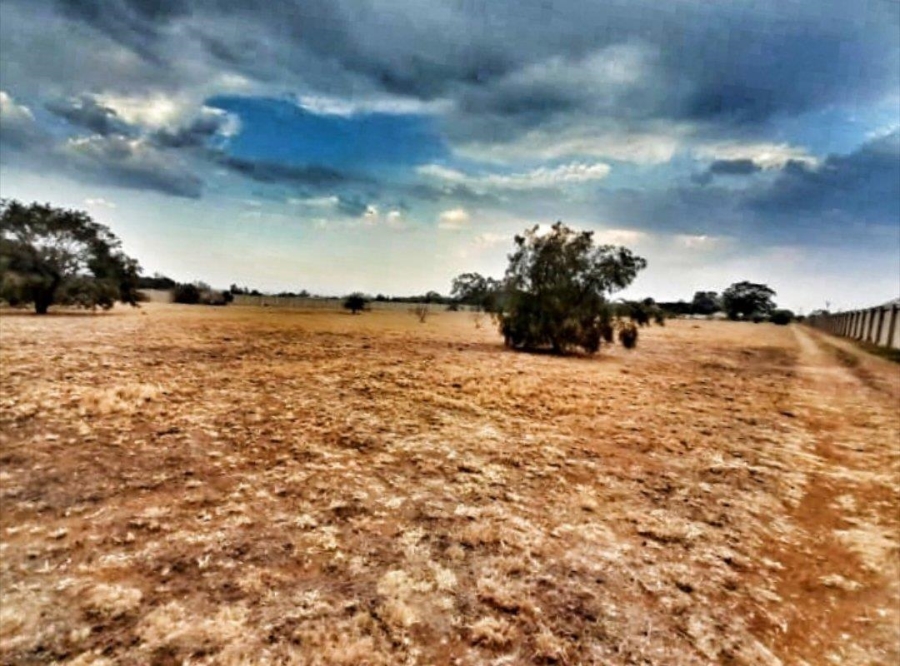 6 Bedroom Property for Sale in Glen Austin Gauteng