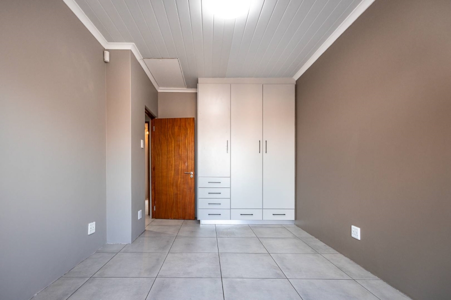 2 Bedroom Property for Sale in Meyersdal Gauteng
