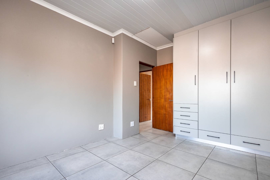 2 Bedroom Property for Sale in Meyersdal Gauteng