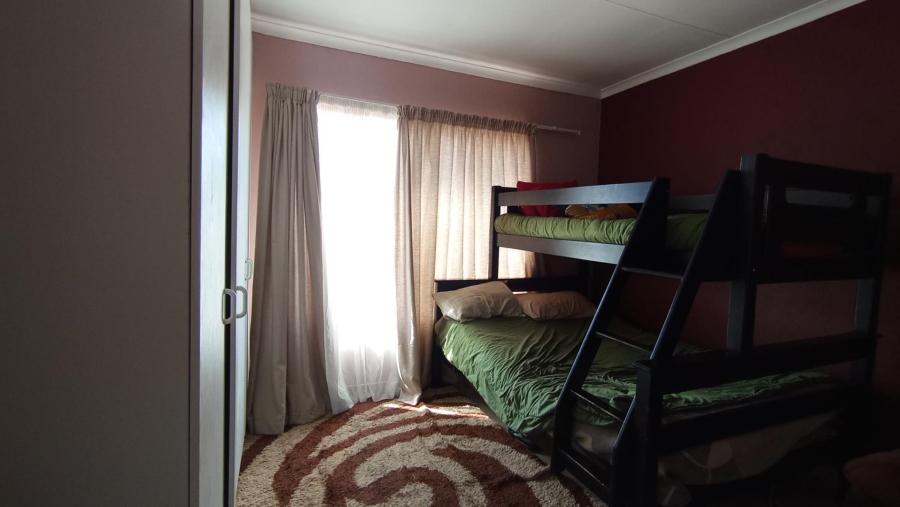3 Bedroom Property for Sale in Heuwelsig Estate Gauteng