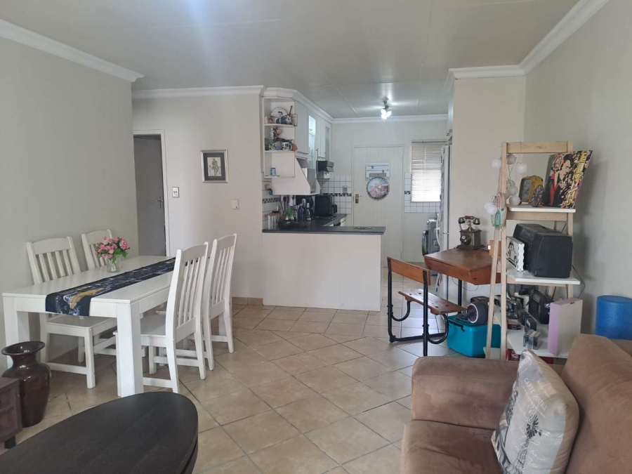 2 Bedroom Property for Sale in Highveld Gauteng