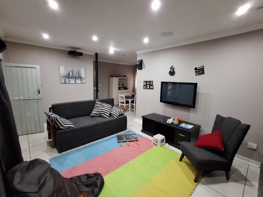 3 Bedroom Property for Sale in Three Rivers Gauteng
