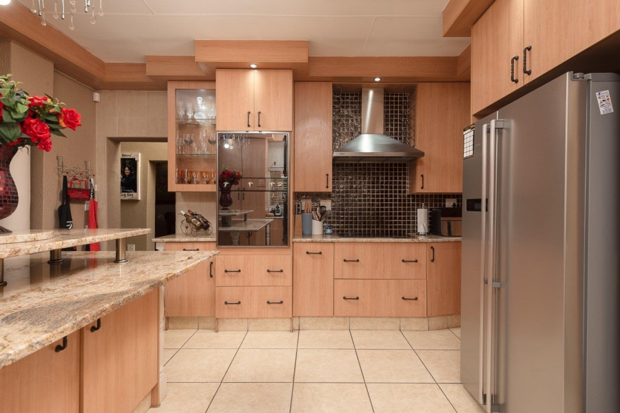 4 Bedroom Property for Sale in Brackenhurst Gauteng