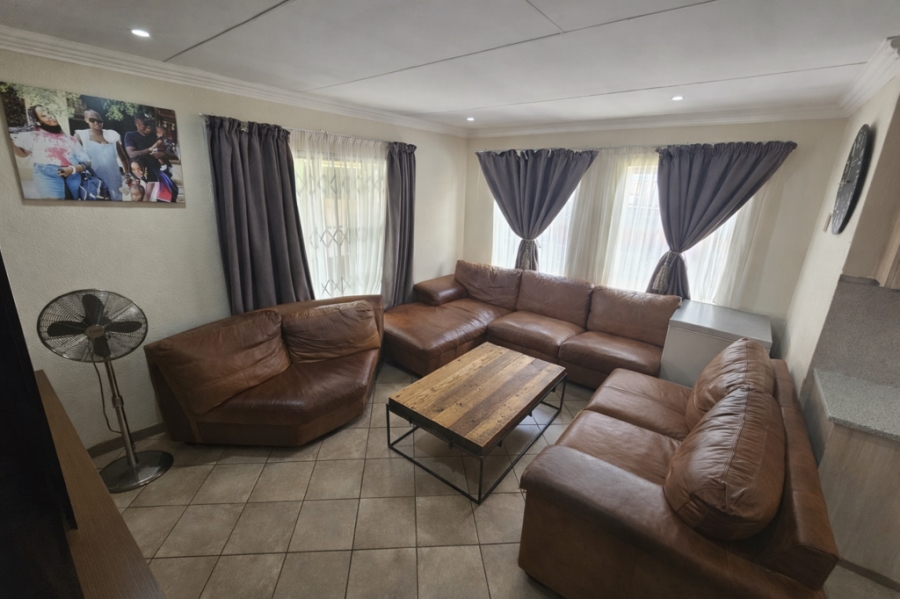 3 Bedroom Property for Sale in Andeon Gauteng
