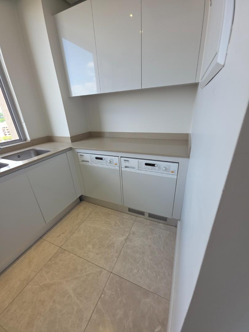 To Let 3 Bedroom Property for Rent in Sandown Gauteng