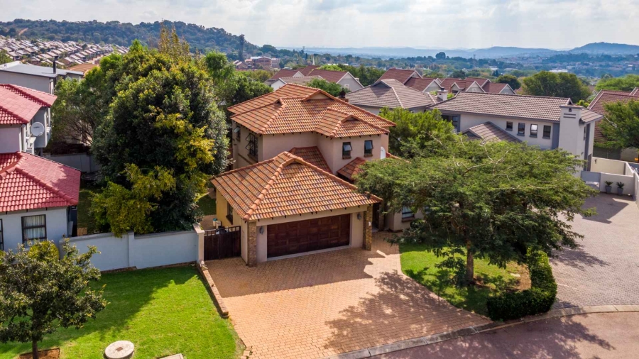 4 Bedroom Property for Sale in Olympus AH Gauteng