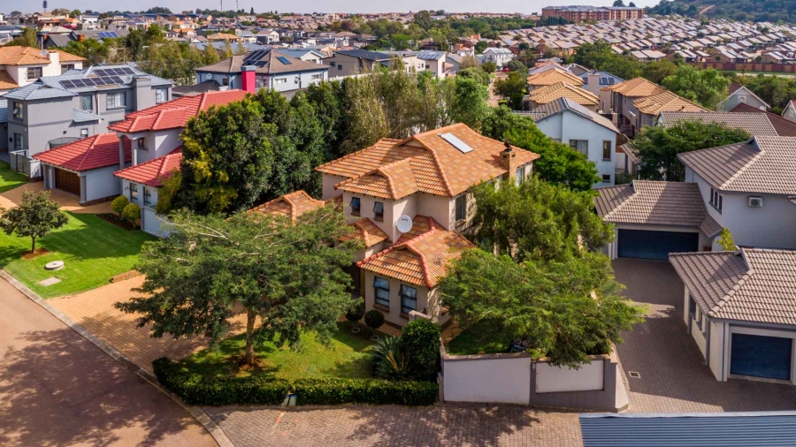 4 Bedroom Property for Sale in Olympus AH Gauteng