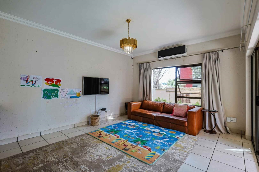 4 Bedroom Property for Sale in Olympus AH Gauteng