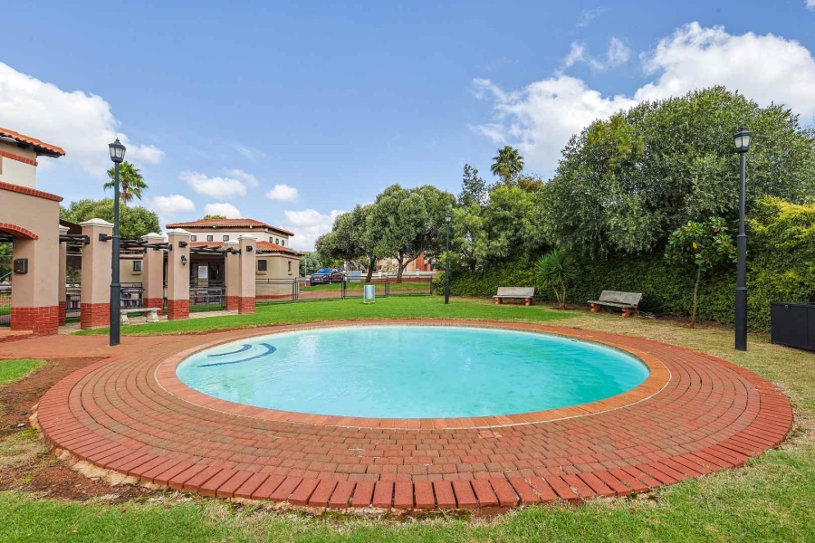 To Let 3 Bedroom Property for Rent in Moreleta Park Gauteng