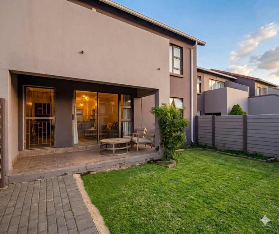 2 Bedroom Property for Sale in Vorna Valley Gauteng