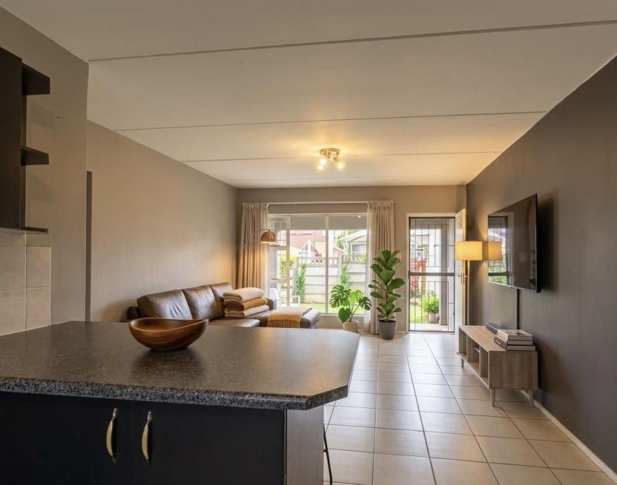 2 Bedroom Property for Sale in Vorna Valley Gauteng